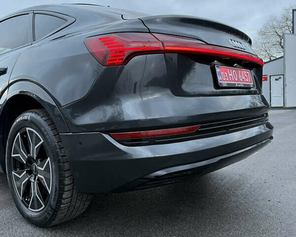 Серый Ауди E-Tron, объемом двигателя 0 л и пробегом 197 тыс. км за 23900 $, фото 13 на Automoto.ua