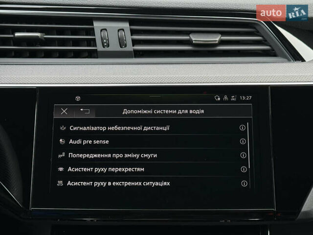 Серый Ауди E-Tron, объемом двигателя 0 л и пробегом 104 тыс. км за 39820 $, фото 53 на Automoto.ua