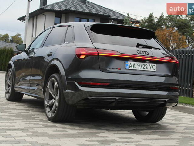 Серый Ауди E-Tron, объемом двигателя 0 л и пробегом 44 тыс. км за 44700 $, фото 10 на Automoto.ua