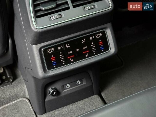 Сірий Ауді E-Tron, об'ємом двигуна 0 л та пробігом 100 тис. км за 41888 $, фото 38 на Automoto.ua