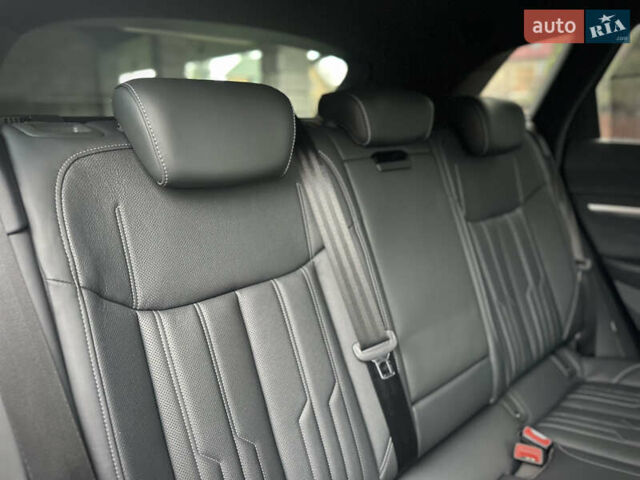 Сірий Ауді E-Tron, об'ємом двигуна 0 л та пробігом 48 тис. км за 49999 $, фото 86 на Automoto.ua