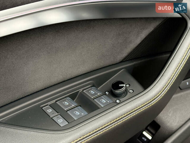 Серый Ауди E-Tron, объемом двигателя 0 л и пробегом 104 тыс. км за 39820 $, фото 30 на Automoto.ua