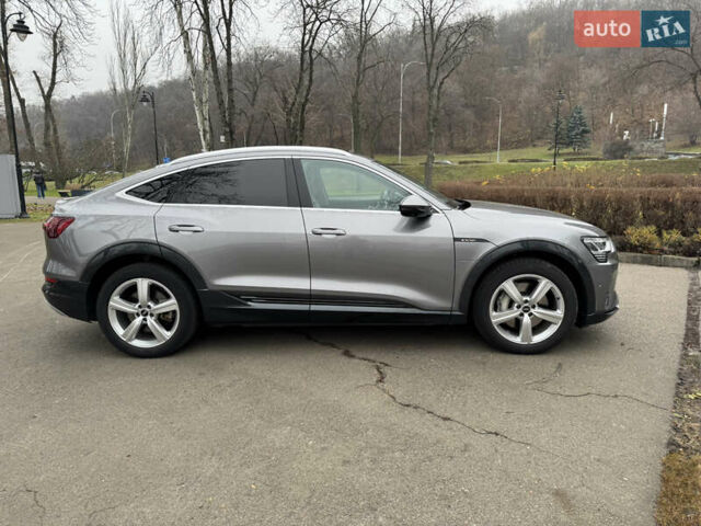 Сірий Ауді E-Tron, об'ємом двигуна 0 л та пробігом 61 тис. км за 39999 $, фото 5 на Automoto.ua