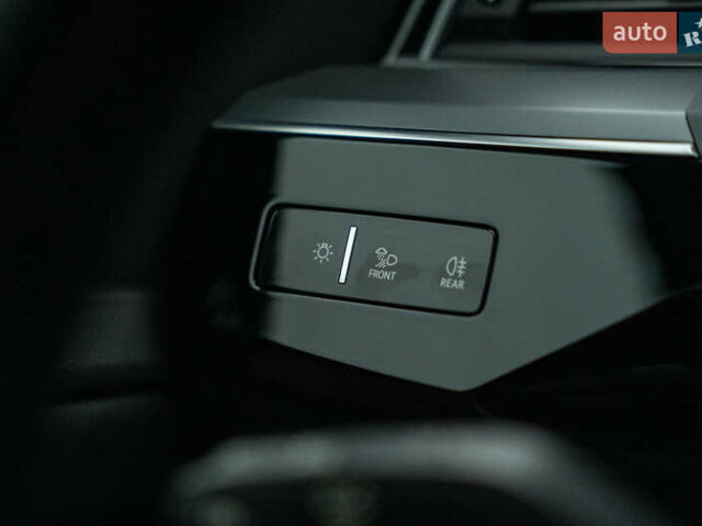 Сірий Ауді E-Tron, об'ємом двигуна 0 л та пробігом 64 тис. км за 37900 $, фото 21 на Automoto.ua