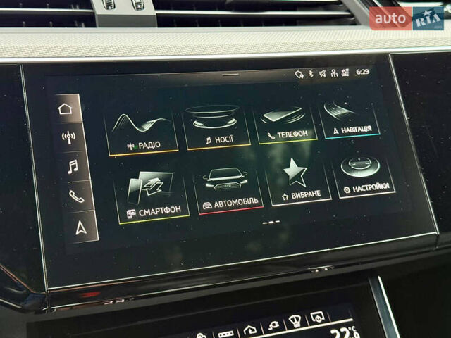 Серый Ауди E-Tron, объемом двигателя 0 л и пробегом 37 тыс. км за 49500 $, фото 69 на Automoto.ua