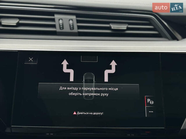 Сірий Ауді E-Tron, об'ємом двигуна 0 л та пробігом 59 тис. км за 45999 $, фото 45 на Automoto.ua