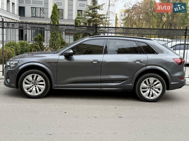 Серый Ауди E-Tron, объемом двигателя 0 л и пробегом 41 тыс. км за 52900 $, фото 23 на Automoto.ua