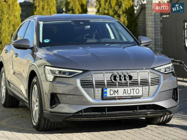 Серый Ауди E-Tron, объемом двигателя 0 л и пробегом 90 тыс. км за 33000 $, фото 33 на Automoto.ua