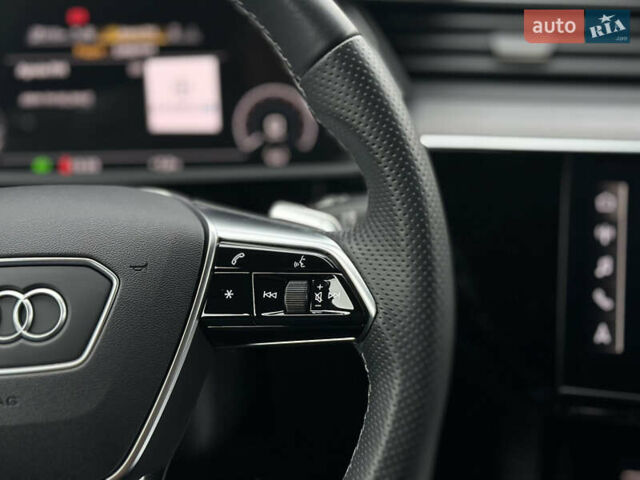 Сірий Ауді E-Tron, об'ємом двигуна 0 л та пробігом 48 тис. км за 49999 $, фото 60 на Automoto.ua