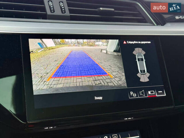 Серый Ауди E-Tron, объемом двигателя 0 л и пробегом 31 тыс. км за 46500 $, фото 64 на Automoto.ua