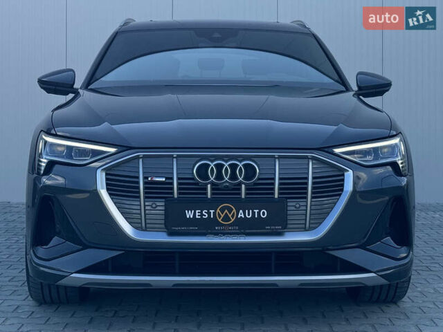 Серый Ауди E-Tron, объемом двигателя 0 л и пробегом 64 тыс. км за 41900 $, фото 1 на Automoto.ua