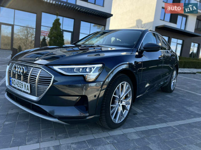 Серый Ауди E-Tron, объемом двигателя 0 л и пробегом 18 тыс. км за 42500 $, фото 7 на Automoto.ua