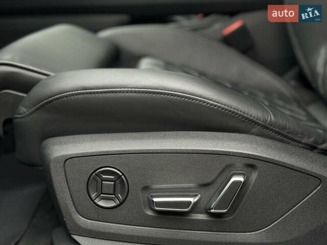 Сірий Ауді E-Tron, об'ємом двигуна 0 л та пробігом 59 тис. км за 45999 $, фото 15 на Automoto.ua