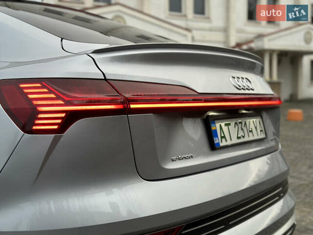 Сірий Ауді E-Tron, об'ємом двигуна 0 л та пробігом 80 тис. км за 39900 $, фото 31 на Automoto.ua