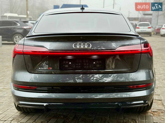 Серый Ауди E-Tron, объемом двигателя 0 л и пробегом 37 тыс. км за 49500 $, фото 20 на Automoto.ua