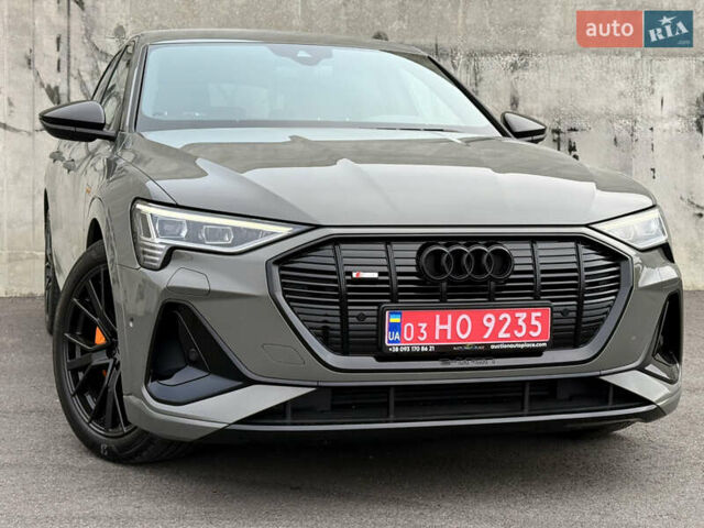 Серый Ауди E-Tron, объемом двигателя 0 л и пробегом 104 тыс. км за 39820 $, фото 1 на Automoto.ua