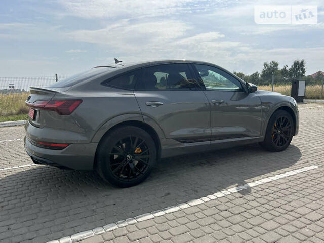 Серый Ауди E-Tron, объемом двигателя 0 л и пробегом 58 тыс. км за 44950 $, фото 10 на Automoto.ua