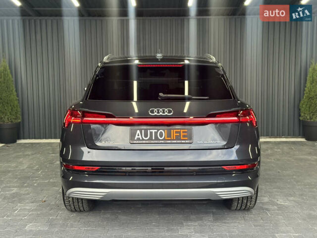 Сірий Ауді E-Tron, об'ємом двигуна 0 л та пробігом 99 тис. км за 33500 $, фото 4 на Automoto.ua
