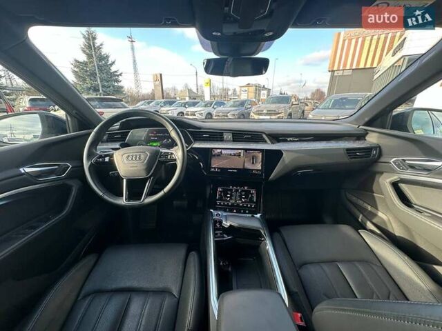 Сірий Ауді E-Tron, об'ємом двигуна 0 л та пробігом 27 тис. км за 53990 $, фото 20 на Automoto.ua