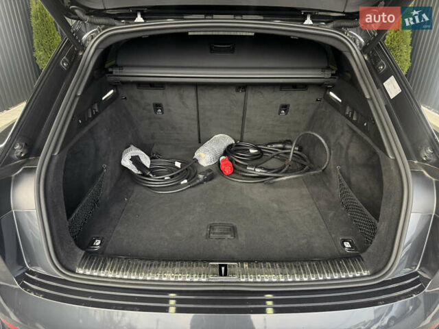 Сірий Ауді E-Tron, об'ємом двигуна 0 л та пробігом 99 тис. км за 33500 $, фото 15 на Automoto.ua