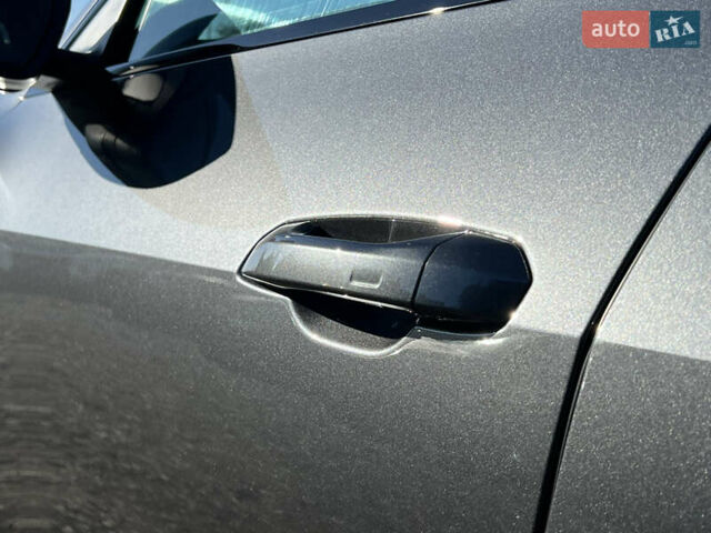 Серый Ауди E-Tron, объемом двигателя 0 л и пробегом 42 тыс. км за 47848 $, фото 19 на Automoto.ua