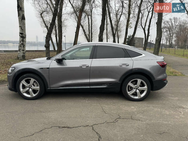 Сірий Ауді E-Tron, об'ємом двигуна 0 л та пробігом 61 тис. км за 39999 $, фото 1 на Automoto.ua
