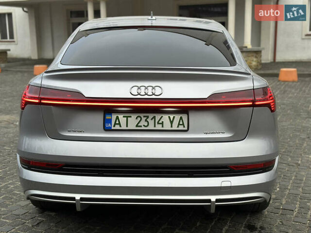 Сірий Ауді E-Tron, об'ємом двигуна 0 л та пробігом 80 тис. км за 39900 $, фото 16 на Automoto.ua