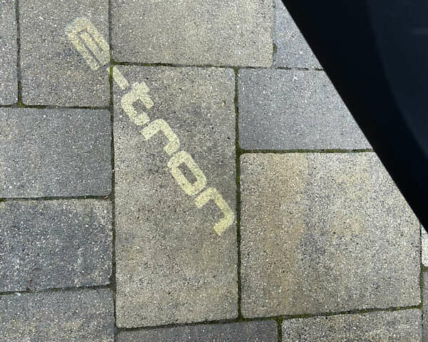 Серый Ауди E-Tron, объемом двигателя 0 л и пробегом 48 тыс. км за 49999 $, фото 42 на Automoto.ua