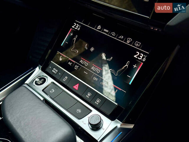 Серый Ауди E-Tron, объемом двигателя 0 л и пробегом 39 тыс. км за 44500 $, фото 55 на Automoto.ua