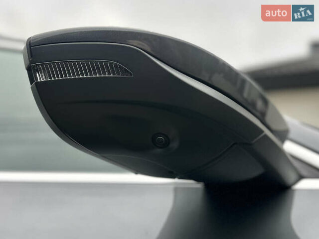 Сірий Ауді E-Tron, об'ємом двигуна 0 л та пробігом 22 тис. км за 49999 $, фото 35 на Automoto.ua