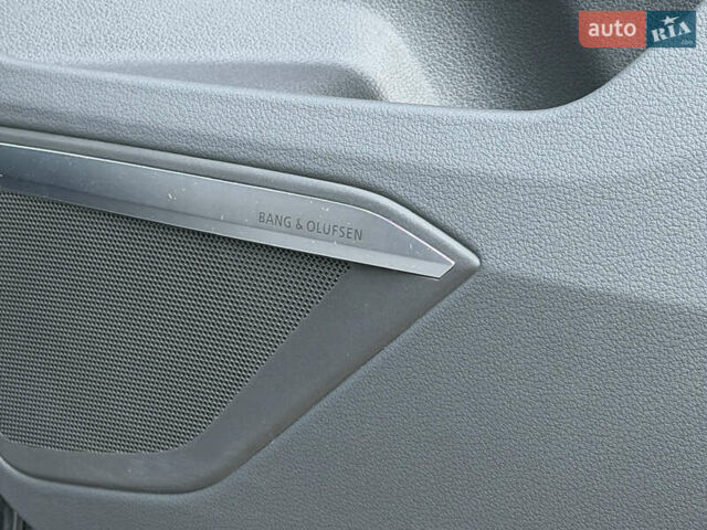 Серый Ауди E-Tron, объемом двигателя 0 л и пробегом 14 тыс. км за 53999 $, фото 96 на Automoto.ua