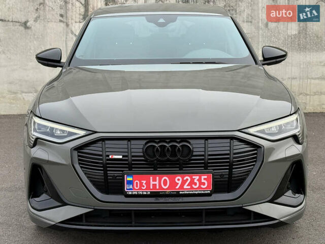 Серый Ауди E-Tron, объемом двигателя 0 л и пробегом 104 тыс. км за 39820 $, фото 6 на Automoto.ua