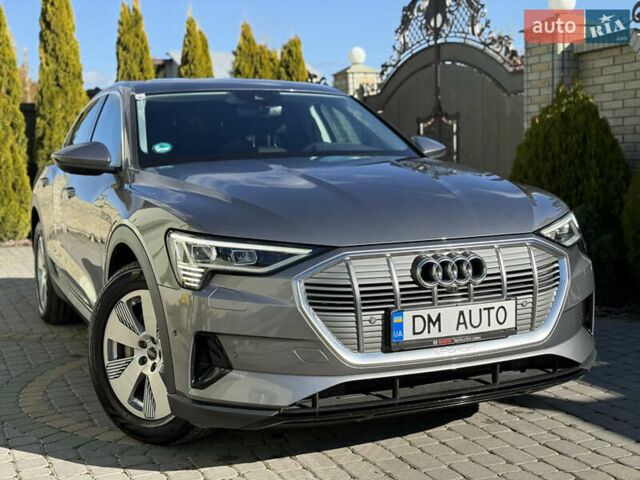 Серый Ауди E-Tron, объемом двигателя 0 л и пробегом 90 тыс. км за 33000 $, фото 11 на Automoto.ua