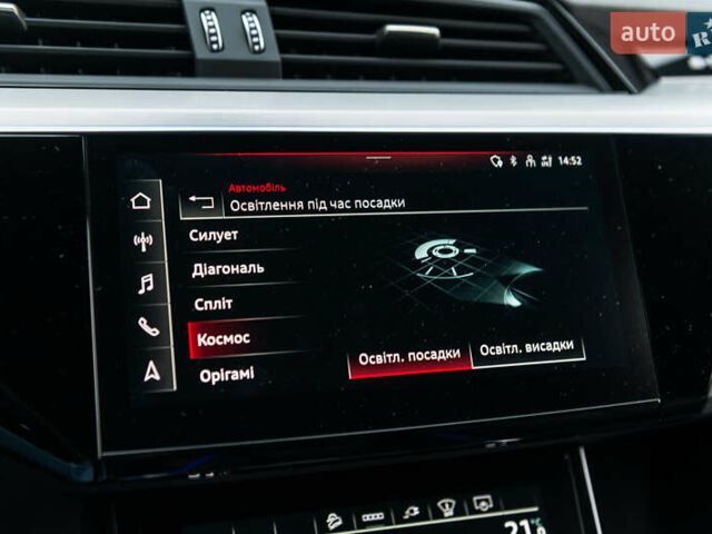 Серый Ауди E-Tron, объемом двигателя 0 л и пробегом 33 тыс. км за 53000 $, фото 42 на Automoto.ua