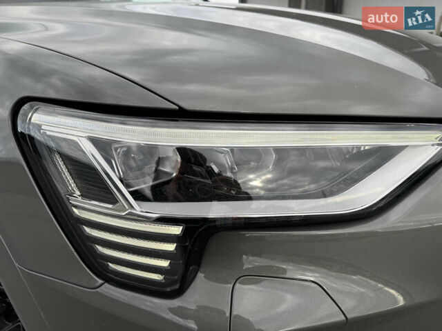 Ауди E-Tron 2022 в Виннице на Automoto.ua Серый Ауди E-Tron, объемом двигателя 0 л и пробегом 150 тыс. км за 39207 $, фото 42 на Automoto.ua