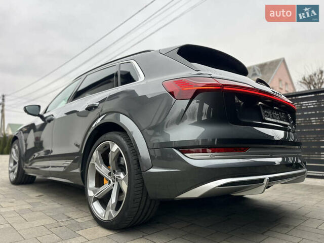 Сірий Ауді E-Tron, об'ємом двигуна 0 л та пробігом 22 тис. км за 49999 $, фото 8 на Automoto.ua