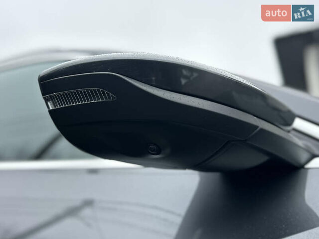 Серый Ауди E-Tron, объемом двигателя 0 л и пробегом 48 тыс. км за 49999 $, фото 22 на Automoto.ua