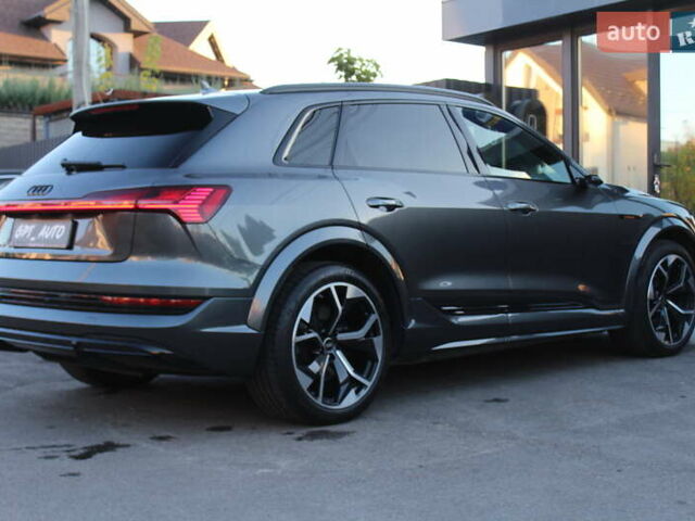 Сірий Ауді E-Tron, об'ємом двигуна 0 л та пробігом 28 тис. км за 47700 $, фото 14 на Automoto.ua