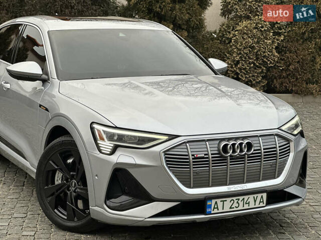 Сірий Ауді E-Tron, об'ємом двигуна 0 л та пробігом 80 тис. км за 39900 $, фото 6 на Automoto.ua