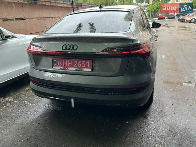 Серый Ауди E-Tron, объемом двигателя 0 л и пробегом 44 тыс. км за 38700 $, фото 1 на Automoto.ua