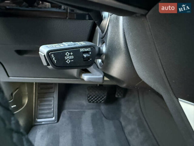Серый Ауди E-Tron, объемом двигателя 0 л и пробегом 13 тыс. км за 36500 $, фото 26 на Automoto.ua
