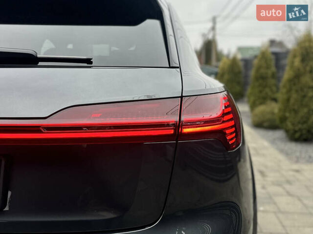 Сірий Ауді E-Tron, об'ємом двигуна 0 л та пробігом 48 тис. км за 49999 $, фото 35 на Automoto.ua