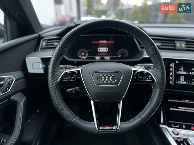 Серый Ауди E-Tron, объемом двигателя 0 л и пробегом 48 тыс. км за 49999 $, фото 52 на Automoto.ua