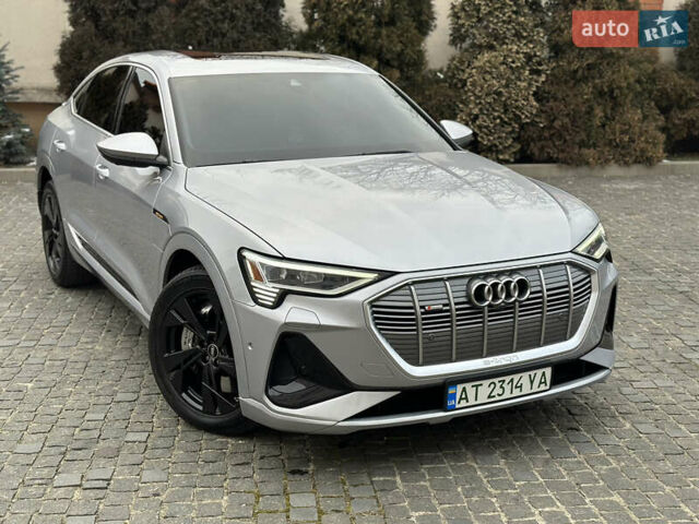 Сірий Ауді E-Tron, об'ємом двигуна 0 л та пробігом 80 тис. км за 39900 $, фото 7 на Automoto.ua