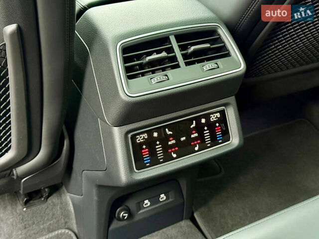 Серый Ауди E-Tron, объемом двигателя 0 л и пробегом 37 тыс. км за 49500 $, фото 41 на Automoto.ua