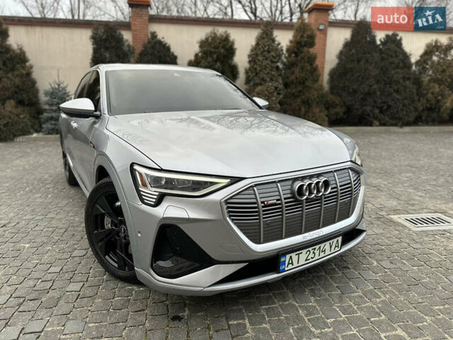 Сірий Ауді E-Tron, об'ємом двигуна 0 л та пробігом 80 тис. км за 39900 $, фото 46 на Automoto.ua