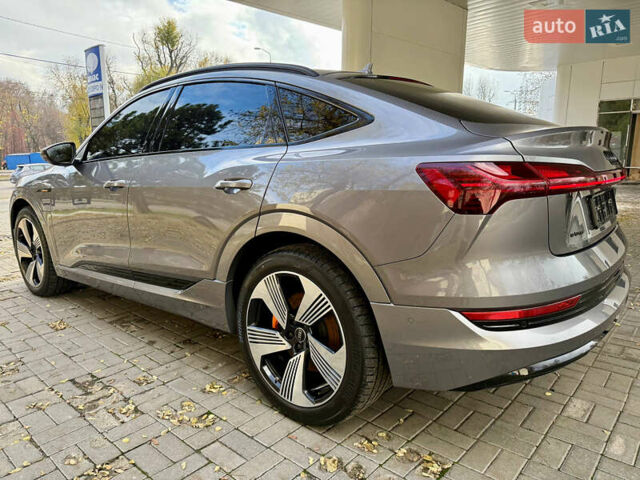 Серый Ауди E-Tron, объемом двигателя 0 л и пробегом 31 тыс. км за 46500 $, фото 14 на Automoto.ua