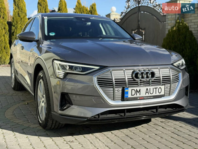Серый Ауди E-Tron, объемом двигателя 0 л и пробегом 90 тыс. км за 33000 $, фото 32 на Automoto.ua