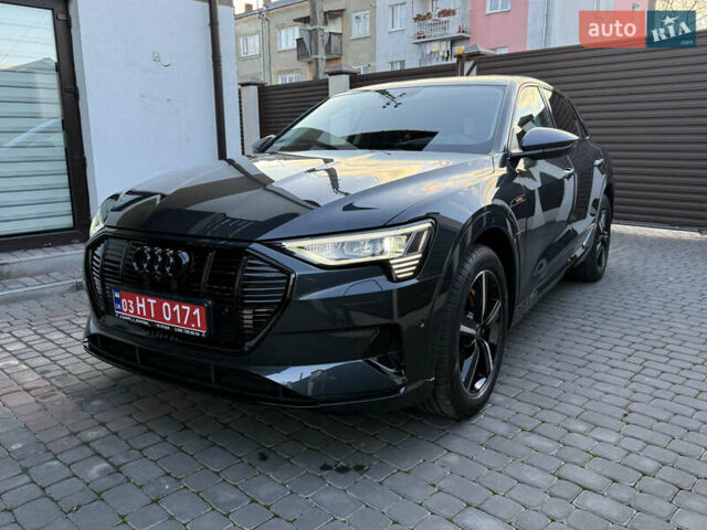 Серый Ауди E-Tron, объемом двигателя 0 л и пробегом 13 тыс. км за 36500 $, фото 1 на Automoto.ua