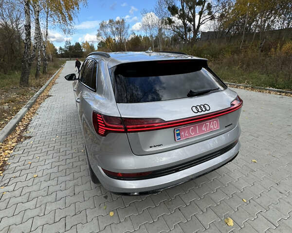 Серый Ауди E-Tron, объемом двигателя 0 л и пробегом 145 тыс. км за 29500 $, фото 47 на Automoto.ua